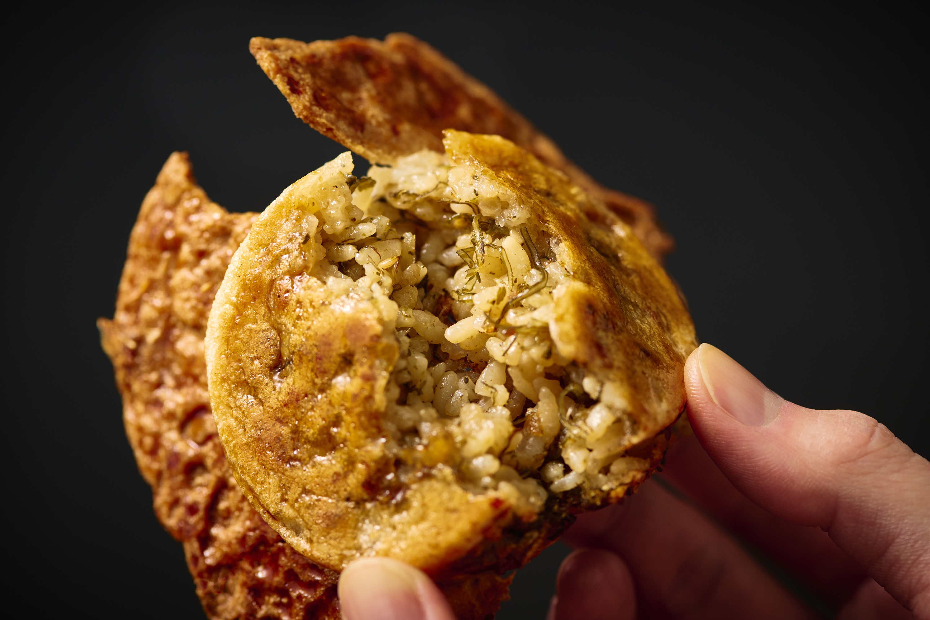 漁師のにぎりめし 焼きおにぎり断面